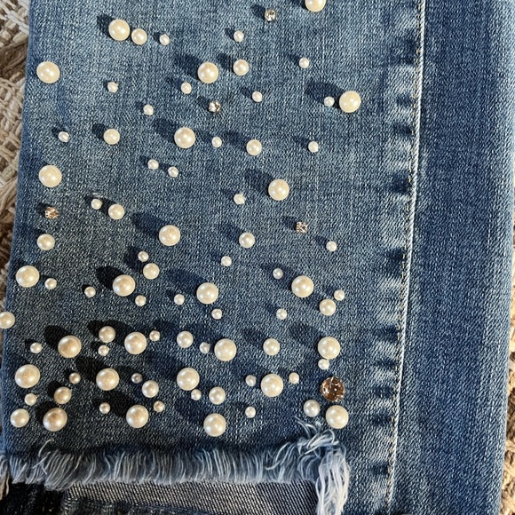 ANTHROPOLOGIE~ Pilcro & The Letterpress~ Hyphen Pearl embellished Crop Jeans 30 - Picture 3 of 6